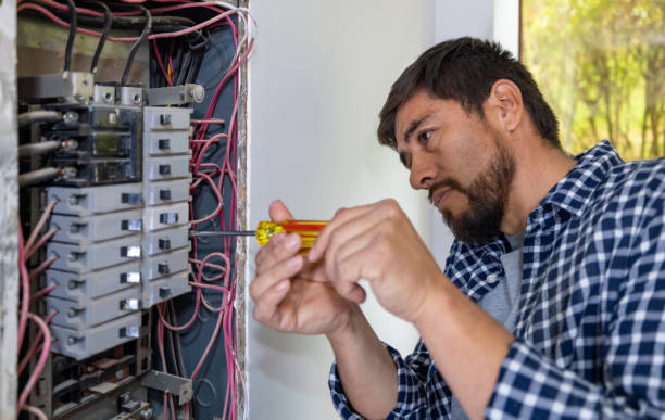 Best Licensed Electrician  in Fitchburg, WI